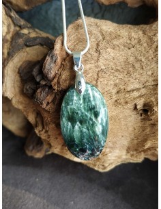 pendentif oval en pierre de séraphinite • Sister's Gemmes 2