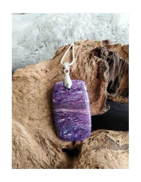 Pendentif en charoïte