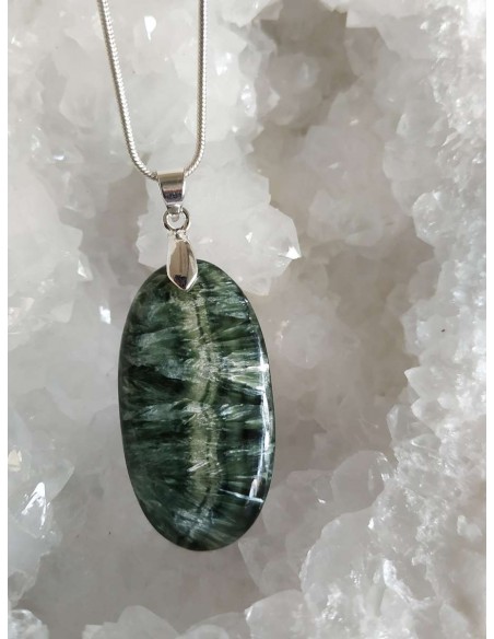 pendentif cabochon de séraphinite • Sister's Gemmes