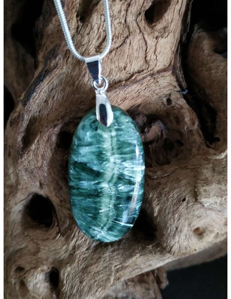 Pendentif en Séraphinite