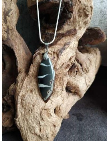 supebre marquise de septaria noir à 3 rayure blanche - Sister's Gemmes - Bijouterie Minérale
