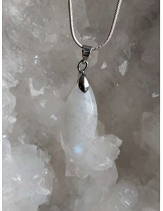 Pendentif en Labradorite blanche appelée aussi Pierre de Lune 2