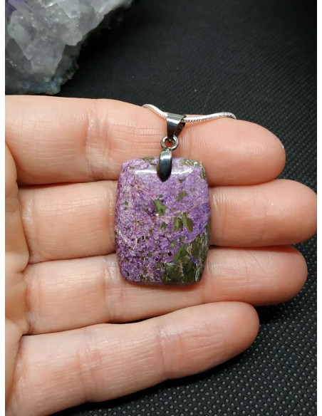 Pendentif en Purpurite