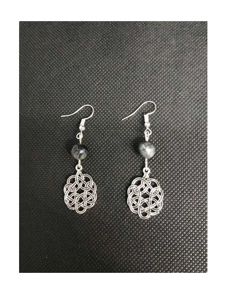 Boucles d'oreilles argentées noeud infini et perle en obsidienne