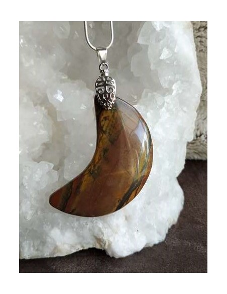 Pendentif oeil de fer forme de coeur