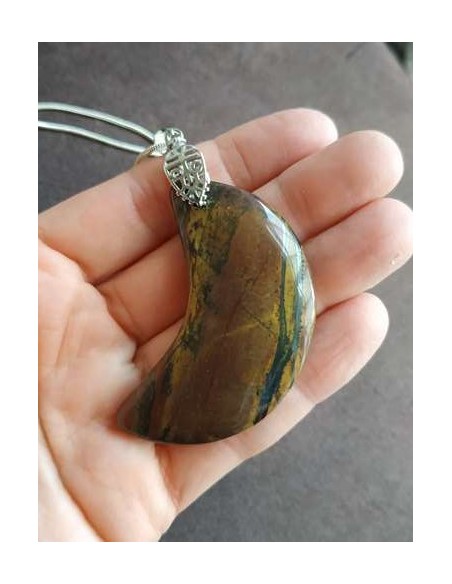 Pendentif oeil de fer en forme de lune par La Bijouterie Minérale