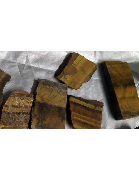 morceaux de pierre brute d'Oeil de tigre de La Bijouterie Minérale