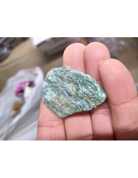 Fuchsite brute de Bahia vendue par 500 gramme, rare