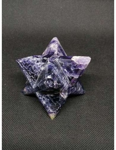 Merkaba 6 cm en Améthyste taillé à la main par La Bijouterie Minérale