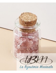 Bouteille de chips de pierres roulées Quartz Fraise par La Bijouterie Minérale