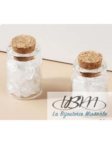 Bouteille de chips de pierres roulées quartz blanc par La Bijouterie Minérale