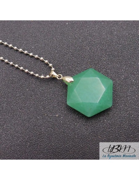 pendentif hexagonal de La Bijouterie Minérale en Aventurine verte