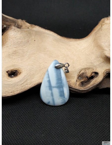 Pendentif en Opale Owyhee forme goutte d'eau 34*40mm par La Bijouterie Minérale