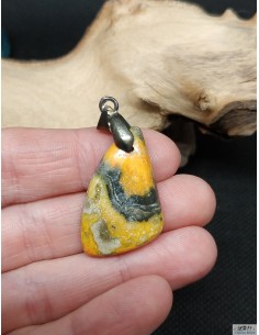 Pendentif jaspe Bumble bee ou Jaspe Bourbon de  La Bijouterie Minérale