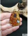 Grand pendentif en agate Crazy-lace naturelle forme triangulaire de La Bijouterie Minérale