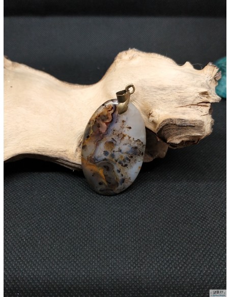 Pendentif en agate du Montana naturelle forme ovale de La Bijouterie Minérale
