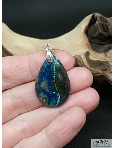 Pendentif en azurite naturelle forme goutte d'eau par la Bijouterie Minérale