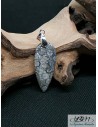 Pendentif en Corail fossile gris de 42.7 * 16.8 mm par la bijouterie minérale