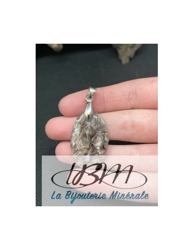 Pendentif en Pietersite rose de 30,7*19,4 mm de La Bijouterie Minérale