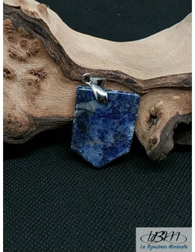 Pendentif en Sodalite de 32,5*24,9 mm de La Bijouterie Minérale