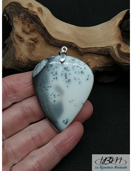 Pendentif Opale Dentritique forme goutte d'eau retournée de 47,4*38,2 mm de La Bijouterie Minérale