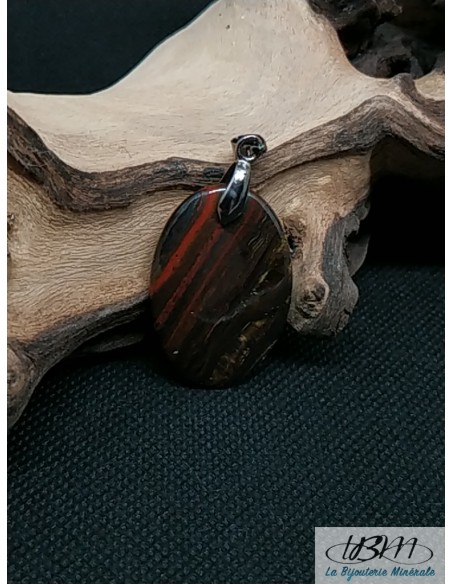 Pendentif en Oeil de fer de 36,1*27 mm forme ovale de La Bijouterie Minerale