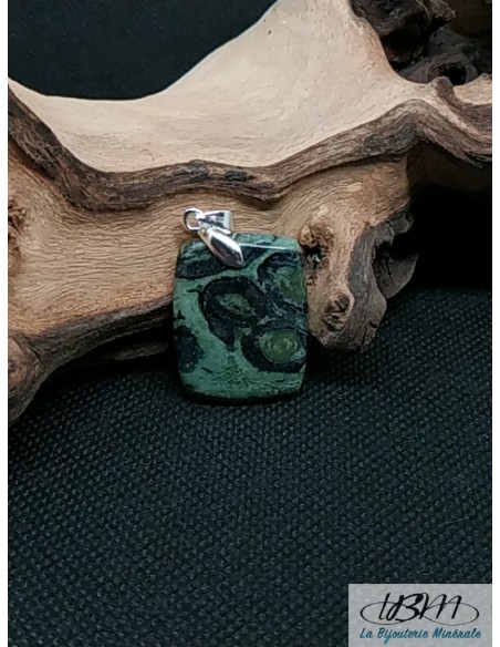 Pendentif jaspe Kimbaba de 27,1*20,9 mm de forme rectangle par La Bijouterie Minerale