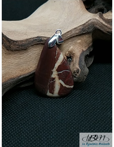 Pendentif en Jaspe noix de coco de 37.9* 24.6 mm forme goutte d'eau de La Bijouterie Minerale
