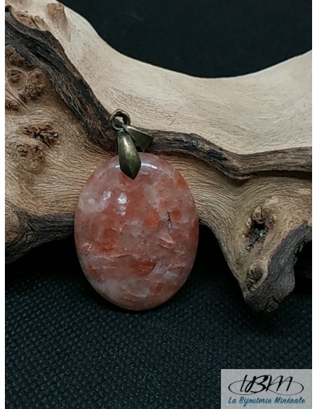 Pendentif en Sunstone (Héliolite ou Pierre de soleil) de 34.8 * 26.1 mm de forme ovale par La Bijouterie Minerale