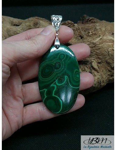 Grand pendentif de Malachite de 56.7 * 34.1 mm de forme ovale par La Bijouterie Minerale