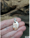 Pendentif en Scolécite de 13.5 *21 mm de forme ovale de La Bijouterie Minérale