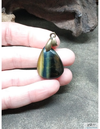 Pendentif en Oeil de faucon de 24.8 *19.1 mm forme de goutte d'eau de La Bijouterie Minerale