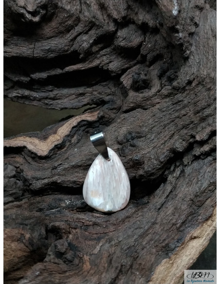 Pendentif en Scolécite de 23 * 16.3mm finition druze de La Bijouterie Minérale