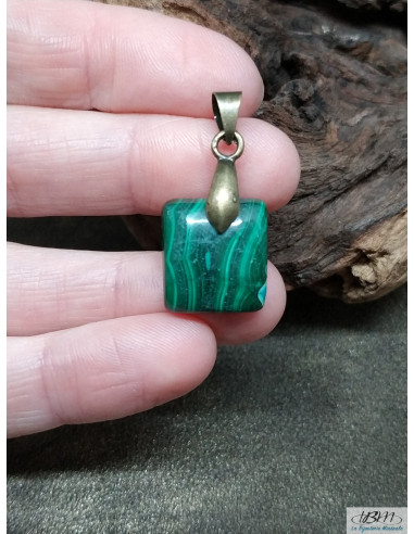 Pendentif de Chrysocolle Malachite de 15.2 * 13.8 mm de forme carré de La Bijouterie Minérale