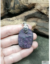 Pendentif en Purpurite de forme ovale de 32.7 * 24 mm rendu druze (non poli) par La Bijouterie Minérale