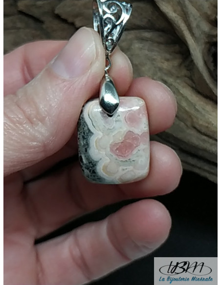 Pendentif en Rhodocrosite de 20.4 * 16.6 mm de forme rectangle de La Bijouterie Minérale
