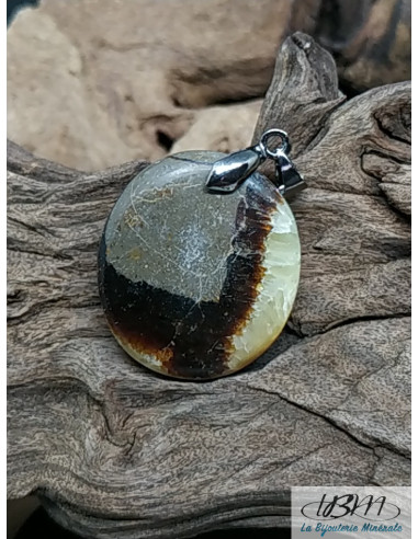 Pendentif en Septaria de 32.3 * 28.2 mm de forme ovale de La Bijouterie Minérale