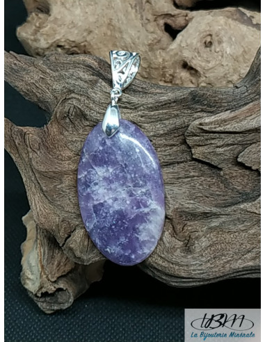 Pendentif de Lépidolite de 40.8 * 20.4 mm de forme ovale de La Bijouterie Minérale