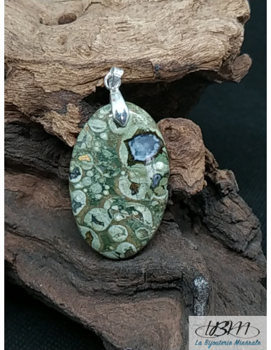 Pendentif en Rhyolite (Que Sera) de 39.7 * 25.2 mm de La Bijouterie Minérale