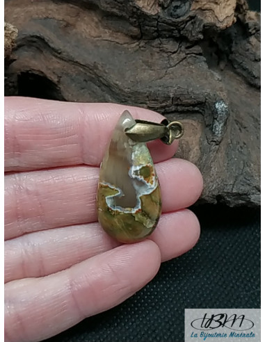 Pendentif en Rhyolite (Que Sera) de 31.3 * 15.5 mm en forme de goutte d'eau de La Bijouterie Minérale