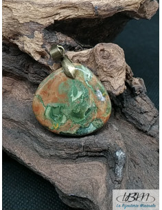 Pendentif en Rhyolite (Que Sera) de 30.1 * 27.9 mm en forme de grosse goutte d'eau de La Bijouterie Minérale 2