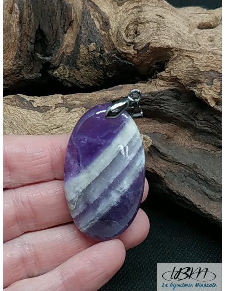 Pendentif en améthyste chevron de 44.6 * 25.9 mm de forme ovale de La Bijouterie Minerale