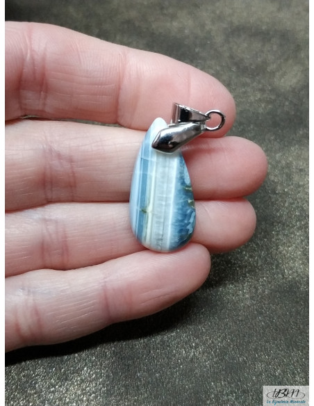 Pendentif Opale bleue de 26.1 * 13 mm en forme de goutte d'eau de La Bijouterie Minérale