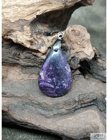Pendentif en kämmerérite naturelle de 28 * 17.8 mm goutte d'eau de La Bijouterie Minerale
