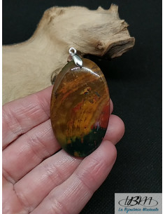 Pendentif d'Héliotrope (Pierre de sang) de 46 * 28 mm de forme ovale de La Bijouterie Minérale