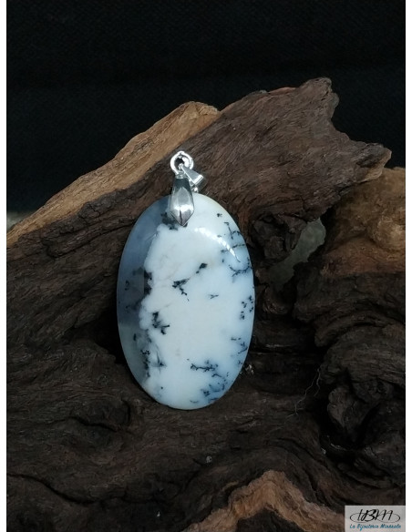 Pendentif d'Opale Dentritique forme ovale de 39 * 24.7 mm de La Bijouterie Minérale
