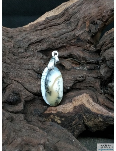 Pendentif d'Opale Dentritique forme ovale de 25.5 * 14 mm de La Bijouterie Minérale