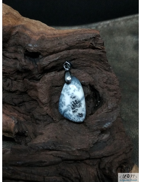 Pendentif d'Opale Dentritique de 23.9 * 14 mm de La Bijouterie Minérale