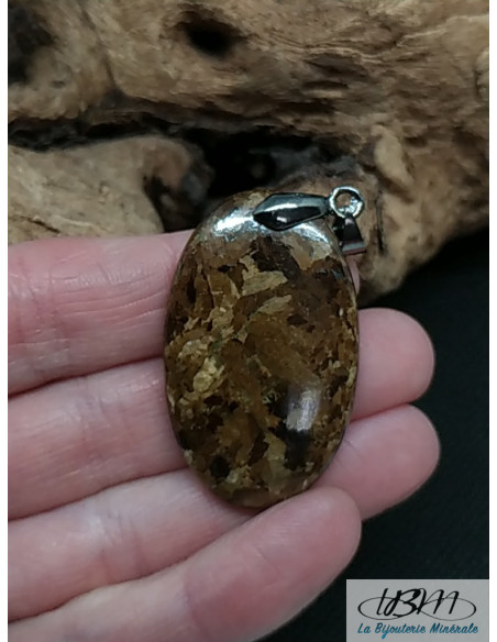 Pendentif Bronzite de 38.9 * 24 mm en forme ovale de La Bijouterie Minérale