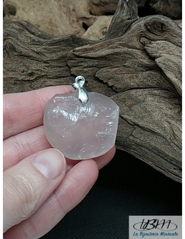 Pendentif en Quartz Rose finition druze de 28.2 * 32.3 mm de La Bijouterie Minérale